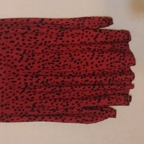 Lily Morgan red blouse with 3/4 sleeves - Picture 9 of 11